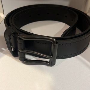 Dickies NWOT Mens Leather Black Belt Sz 46-48  NWOT